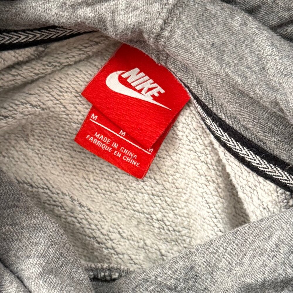 NIKE- GREY AND METALLIC SILVER - JOGGER AND HOODIE SET - Picture 5 of 5